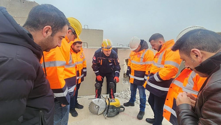 ELBAK, eğitimlerini devam ediyor