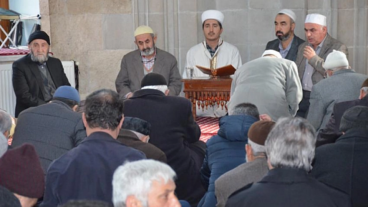 Erbakan için mevlit okutuldu