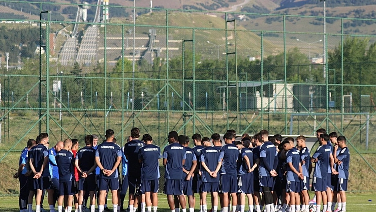 Erzurumspor'da 3. Etap kampı başladı