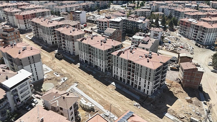Ev yok, yardım da yok!