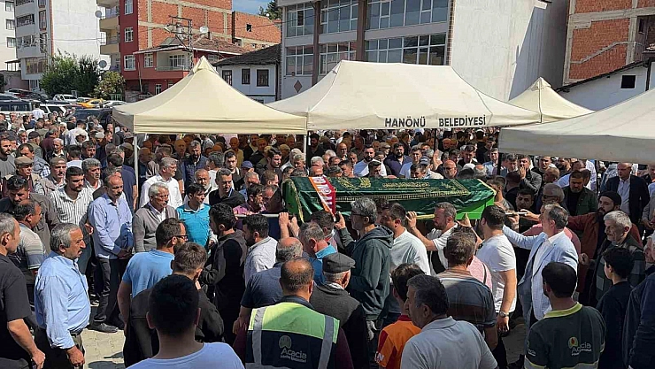 Feci kazada hayatını kaybeden Yağız, toprağa verildi