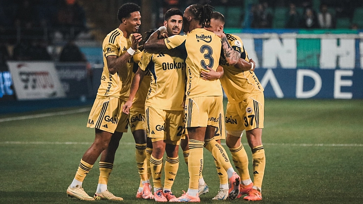 Fenerbahçe'de hedef derbi galibiyeti ile liderliği almak