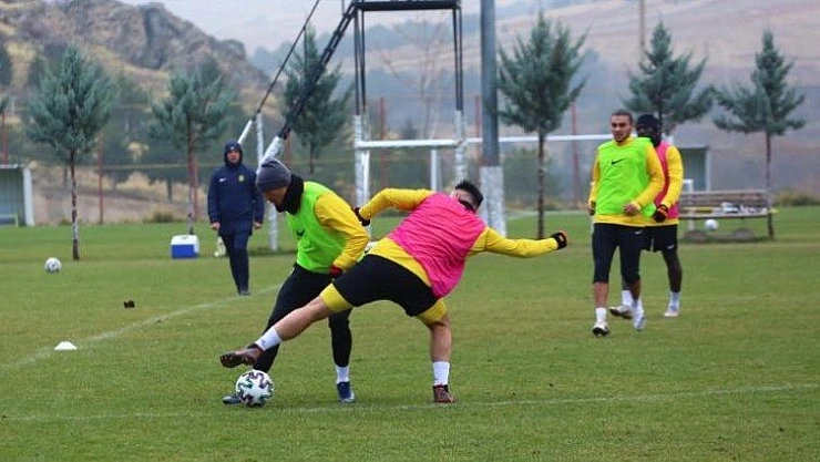 Fenerbahçe hazırlıkları sürüyor