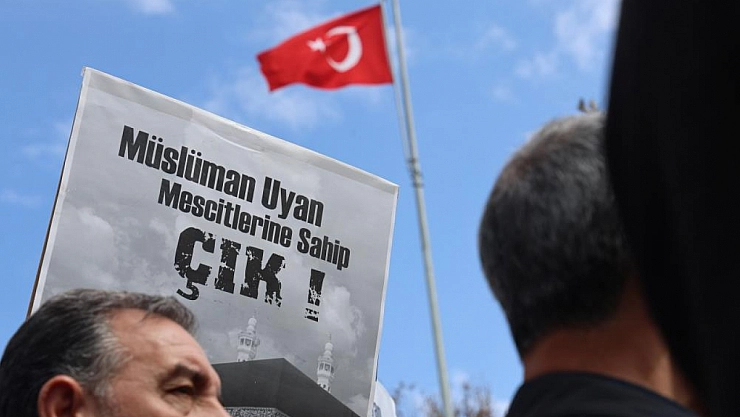 Filistin'de hayatını kaybedenler için gıyabi cenaze namazı