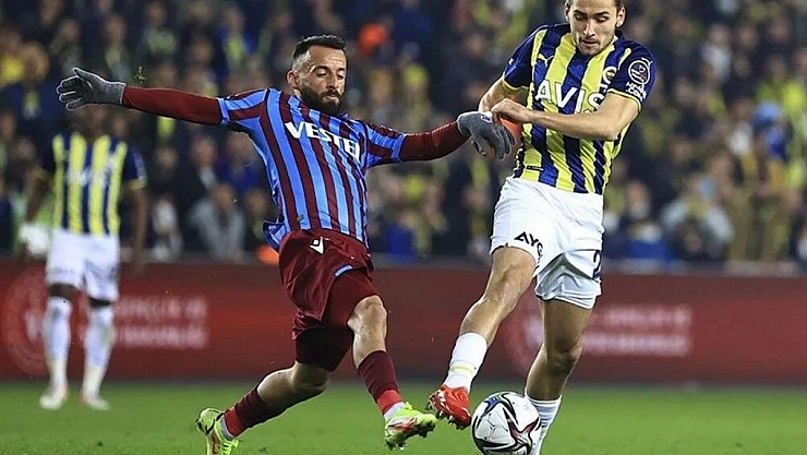 Futbolcu döven taraftarlar serbest bırakıldı