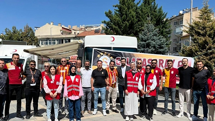 Galatasaray taraftarları kan bağışı için yarıştı