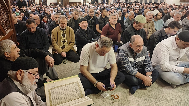 Gazzeli mücahitler cihat ederek kutluyor