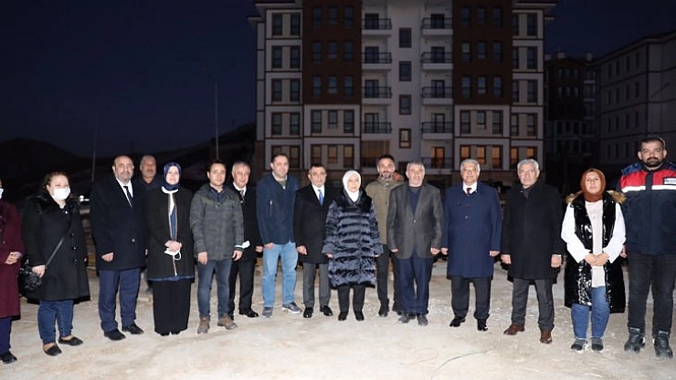 Depremzede ailelerine ziyaret