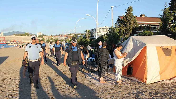 Gemlik sahillerinde çadır operasyonu
