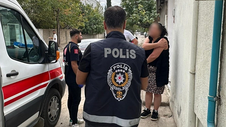 Genç kız sokak ortasında saldırı