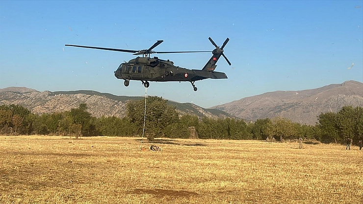 Gerger'den helikopterle taşındı