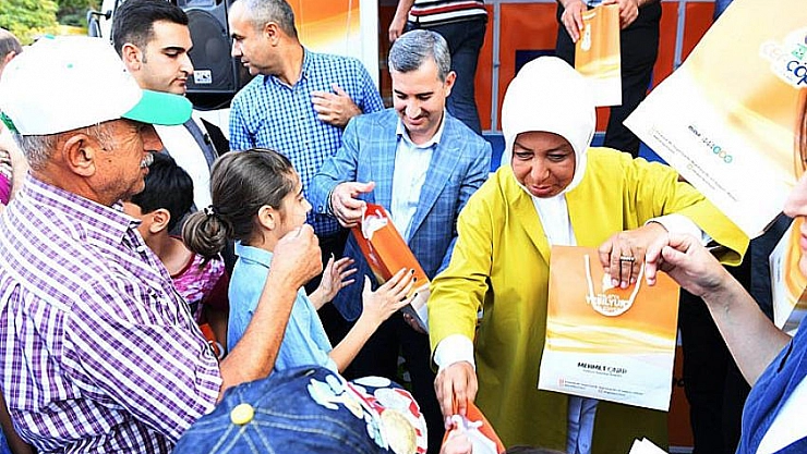 1 milyon adet kıyafet toplandı 