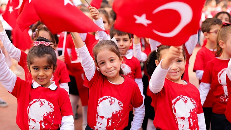 GKV'liler Cumhuriyet için yürüdü
