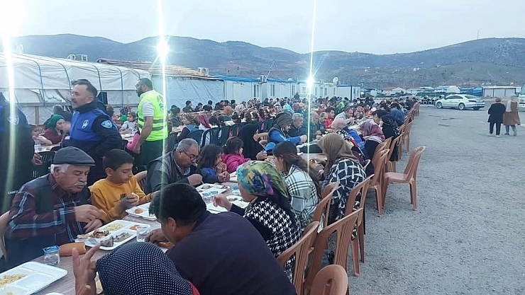 Gölbaşı Belediyesinden iftar yemeği