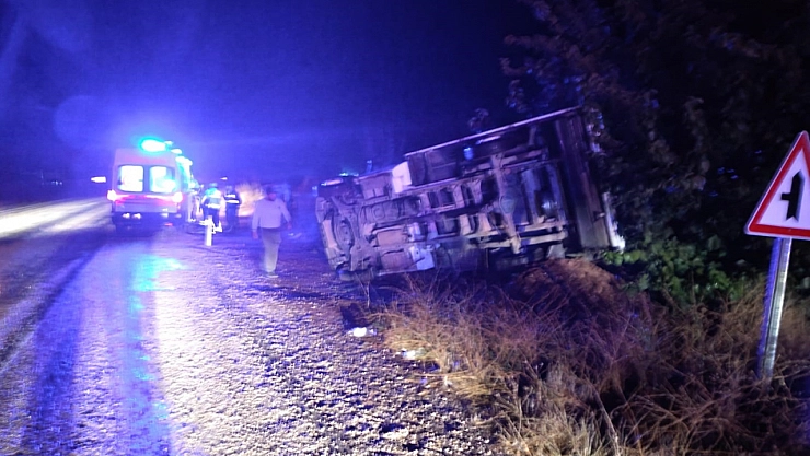 Gölbaşı'nda otomobil takla attı