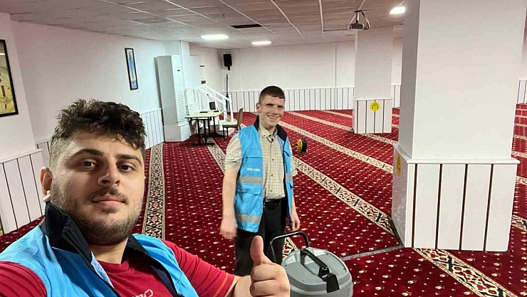 Gönüllü gençlerden anlamlı davranış