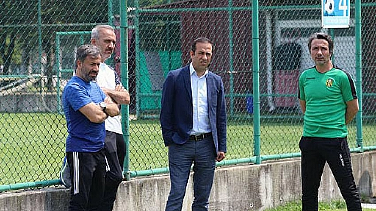 Görüştüğümüz oyuncular var