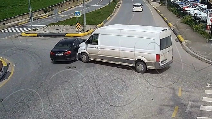 Göz göre göre kazaya karıştılar