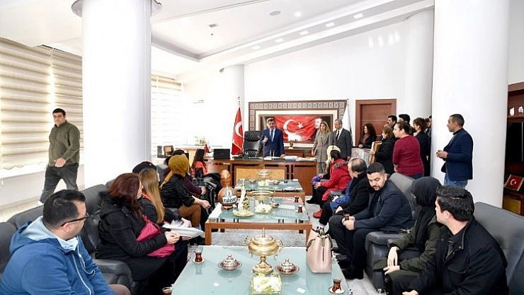 Yeni şeyler ortaya çıkarmalıyız