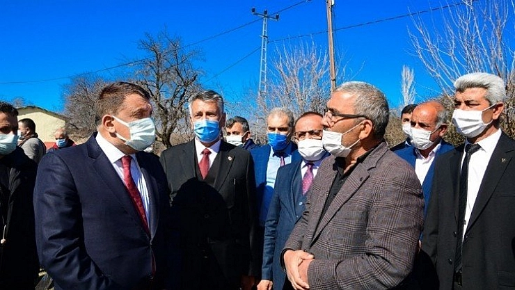 Cem Evi inşaatını gezdi