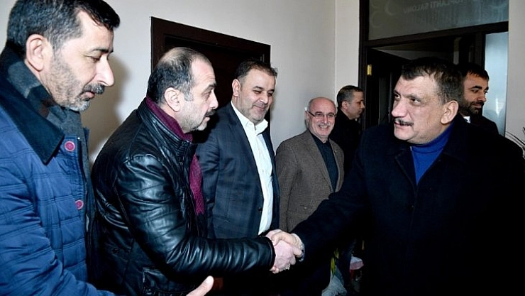 MHP'ye iadeyi ziyaret