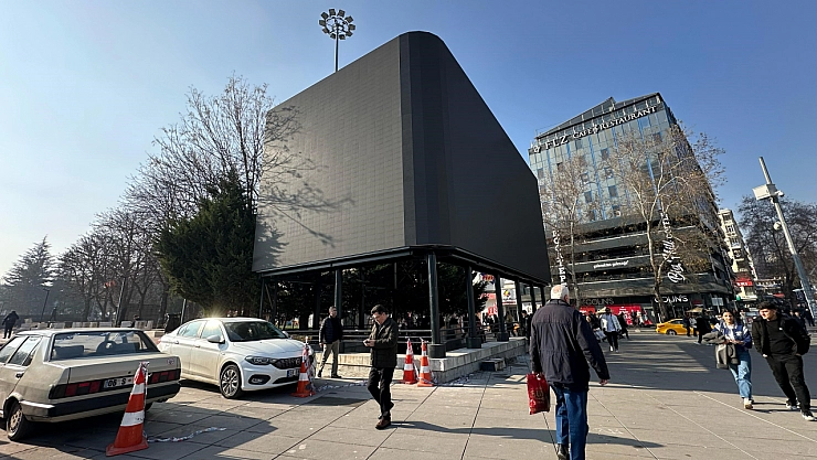 Güvenpark'ta pano krizi