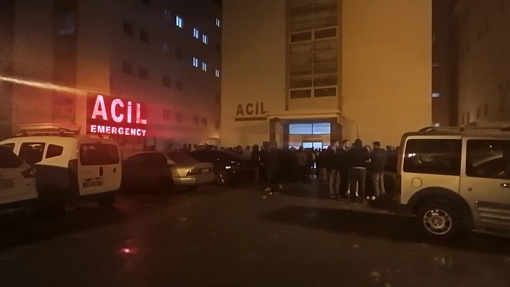 Hakkari'de gök gürültüsüyle yüksekten düşen 2 kişi yaralandı