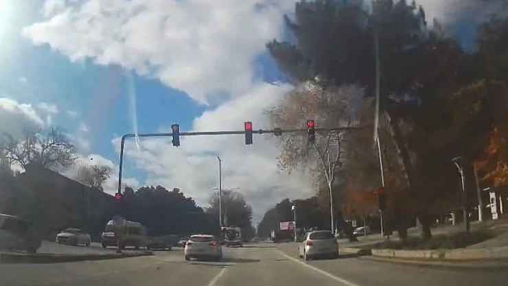 Hatalı şerit değiştirme kazaya neden oldu