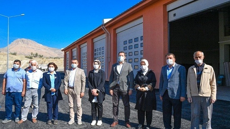 Sanayi sitesi asfalta kavuştu