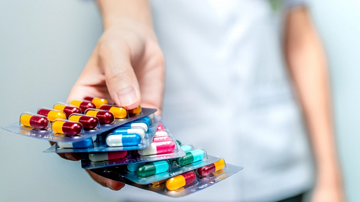 Her 3 Reçeteden 1'i Antibiyotik!