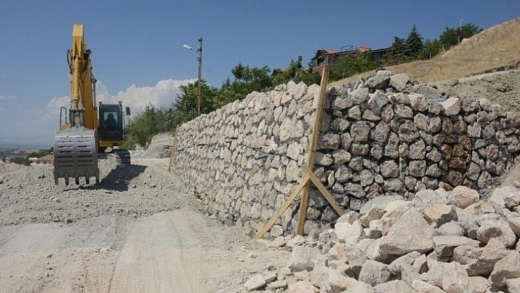 Hilaltepe caddesi genişletiliyor