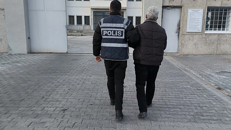 Hırsızlık suçundan aranan şahıs Iğdır'da tutuklandı