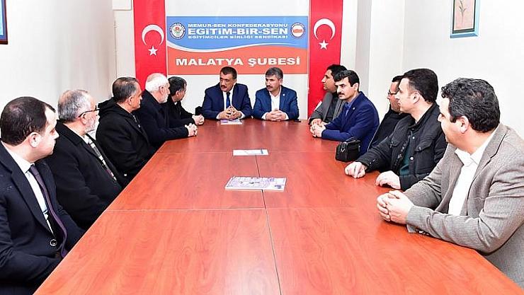 Meslektaşlarımın yanına geldik 