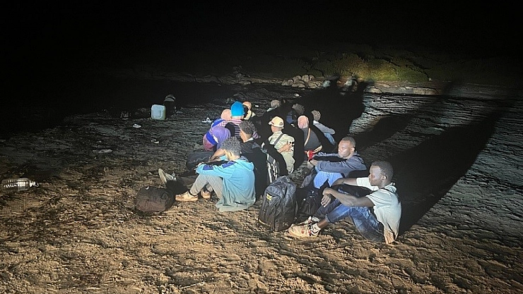 İHA tespit etti, 27 düzensiz göçmen yakalandı