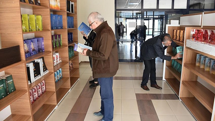 İki yılda 28 kitap yayımladılar