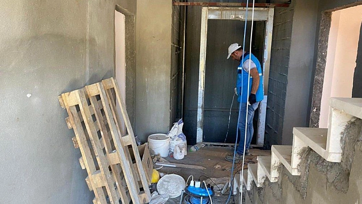 İlaçlama mesaisi devam ediyor