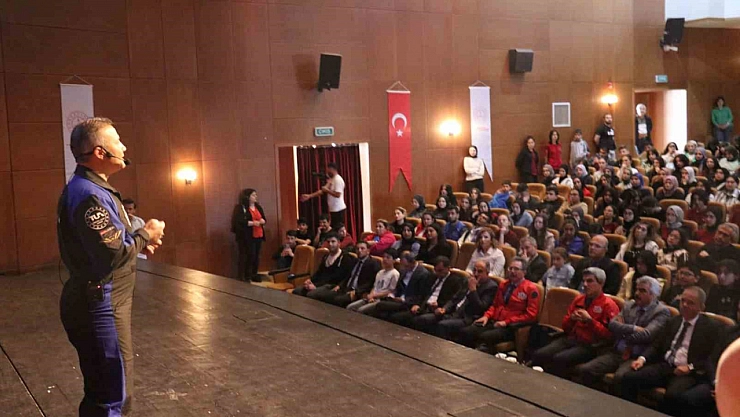 İlk Türk astronot Gezeravcı, Malatya'da