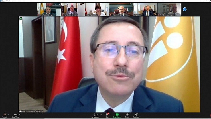 Toplantıya katıldı