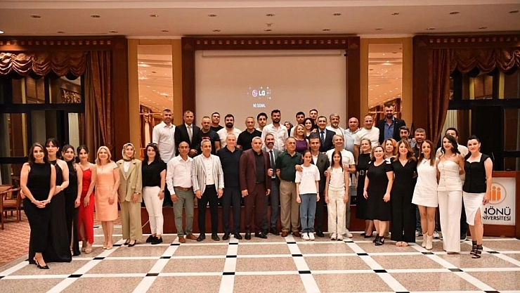 İnönü Üniversitesi Spor Bilimleri mezunları ilk kez buluştu: Duygusal anlar yaşandı!