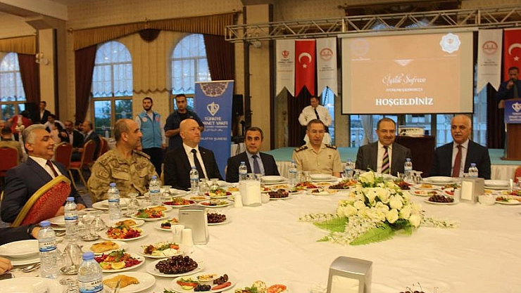 İyilik sofrasında buluştular