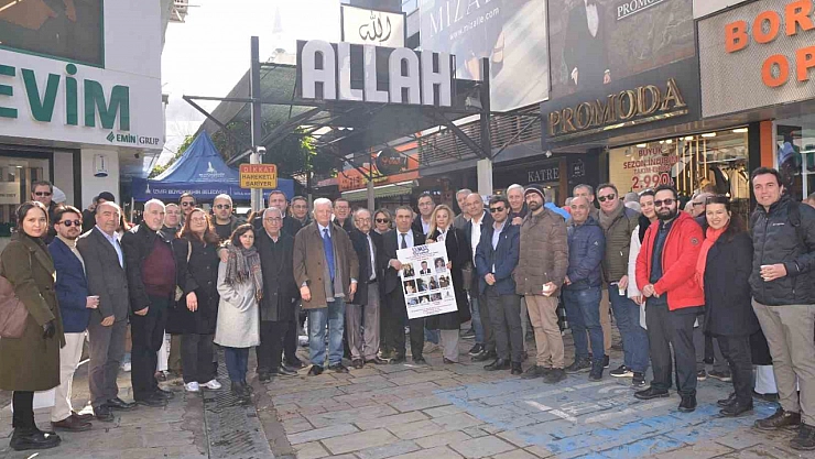 İzmir onları andı
