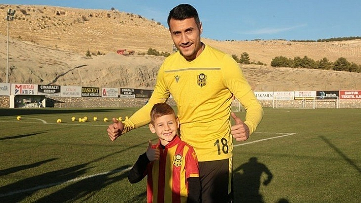 Jahovic Antalya'ya yakın