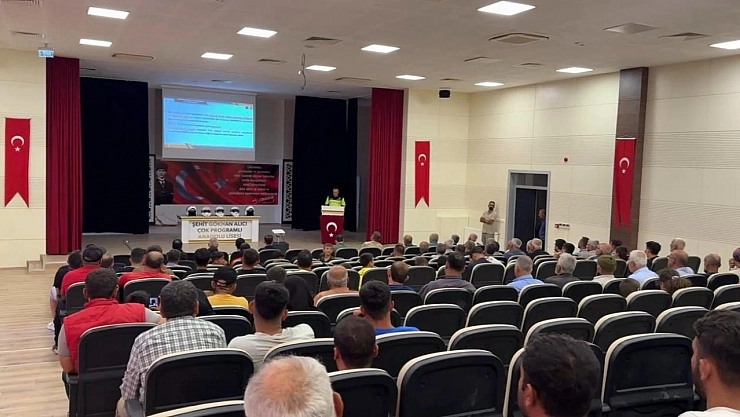 Jandarmadan 150 motosiklet sürücüsüne güvenli sürüş eğitimi