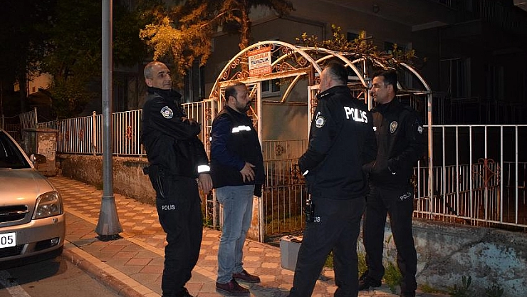 Bir anda yere yığıldı