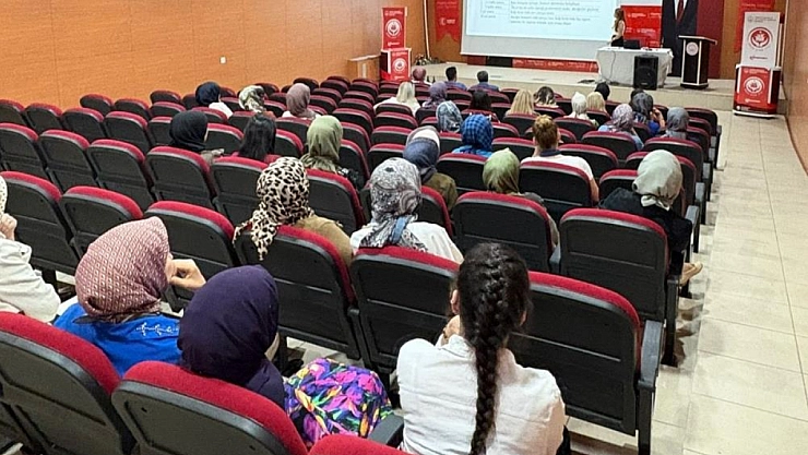 'Kadınlara Yönelik Madde Bağımlılığı' eğitimi verildi