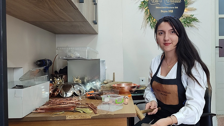 Kahramanmaraş'ın tek kadın bakır ustası