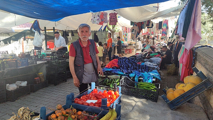 Kahramanmaraş Pazarına Neşe Saçan Adam