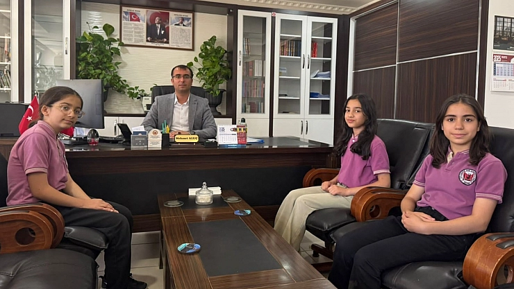 Kahta'da dört öğrenci 500 tam puanla Türkiye birincisi oldu