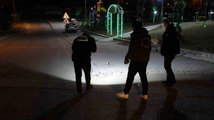 Malatya'da araçtan pompalı tüfekle rastgele ateş açıldı: 1 kişi yaralandı