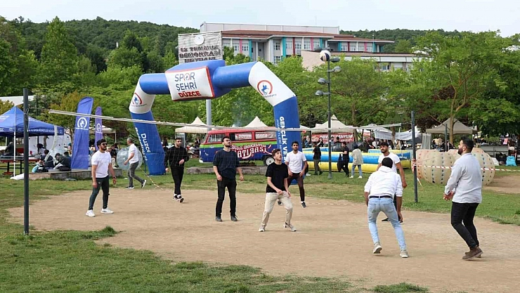 DÜFest 2024, büyük ilgi görüyor
